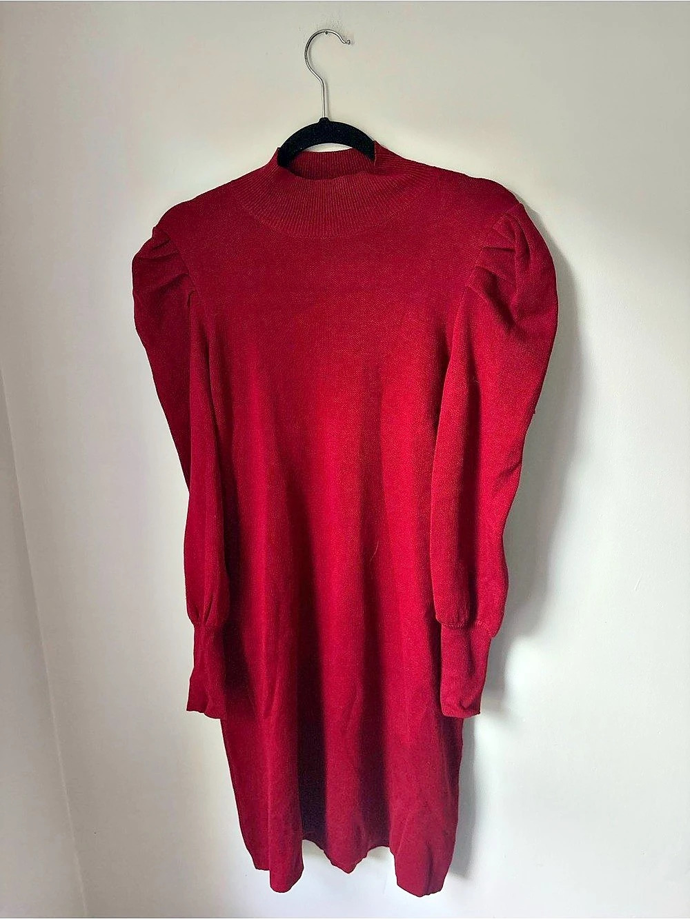Taylor Red Ribbed Midi Dress Size Medium